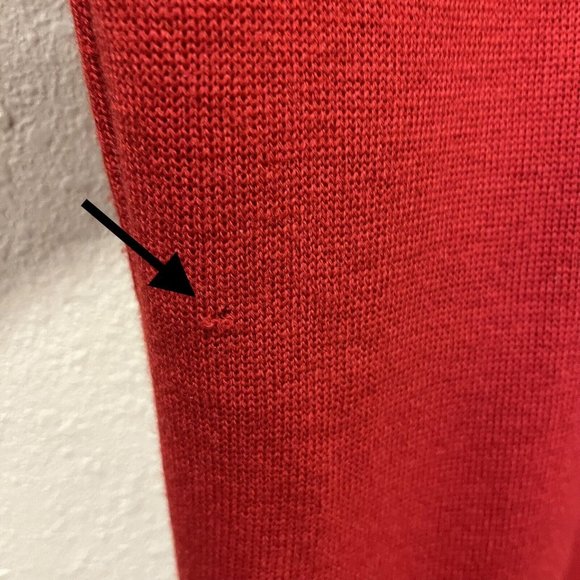 VTG Women's Nordstrom Town Square Merino Wool Red Sweater Cardigan Small READ - Picture 8 of 9